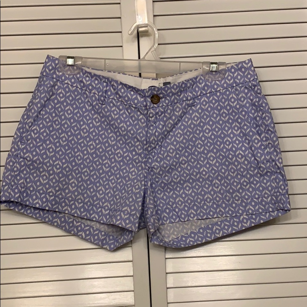 Old Navy blue calico print shorts
